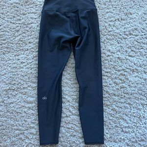 Alo yoga leggings anthracite grey, high waisted , size small good condition